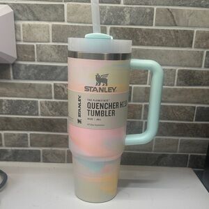 Stanley Quencher H2.0 Tumbler - Pastel Shades